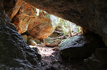 ケイビング・洞窟探検のイメージ写真